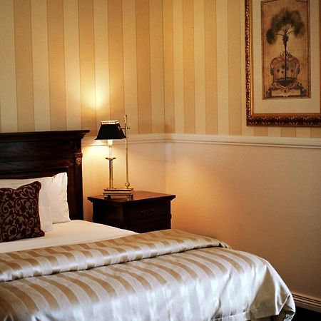 Redearth Boutique Hotel Mount Isa Oda fotoğraf