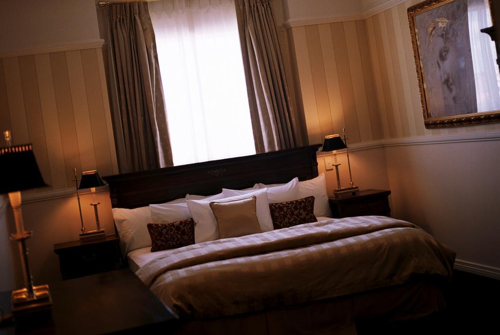 Redearth Boutique Hotel Mount Isa Oda fotoğraf